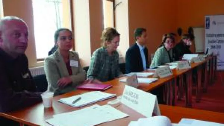 Conspiratie in favoarea coruptilor