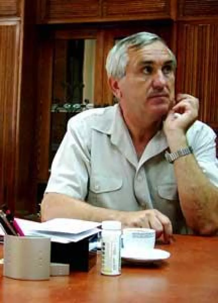 Cum se irosesc banii guvernului. Cearta pe licitatii la Poiana Mare