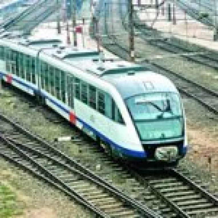 Din 20 iulie,
CFR introduce un tren rapid pe ruta Brasov-Bucuresti Nord
