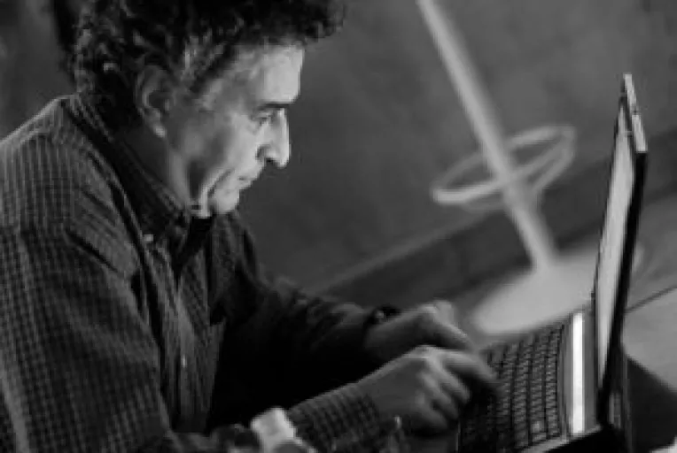 Gazetaria romaneasca, vazuta de un blogger: Ovidiu Balint