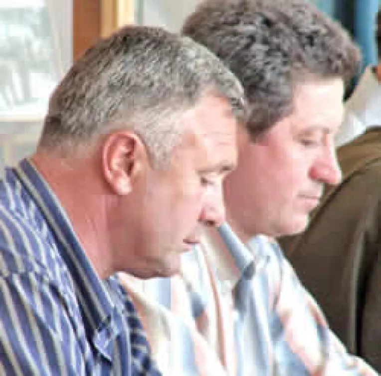 O parte din consilierii PD a votat pentru creditul lui Iorgus