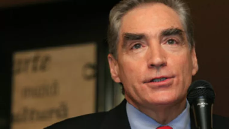 Petre Roman isi impune pentru parlamentere fidelii din Forta Democrata 
Daniel Zamfir, candidat al PNL pentru diaspora