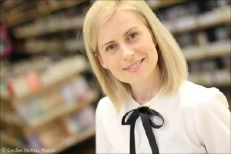 Un articol exceptional de Miruna Ioani: Fiecare mama face tot ce poate si nu merita judecata