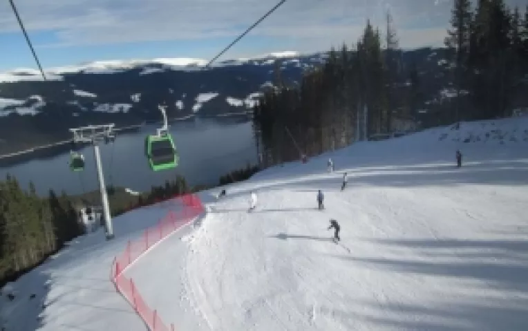 Veste buna: S-a deschis partia de ski Nemira din statiunea Slanic-Moldova